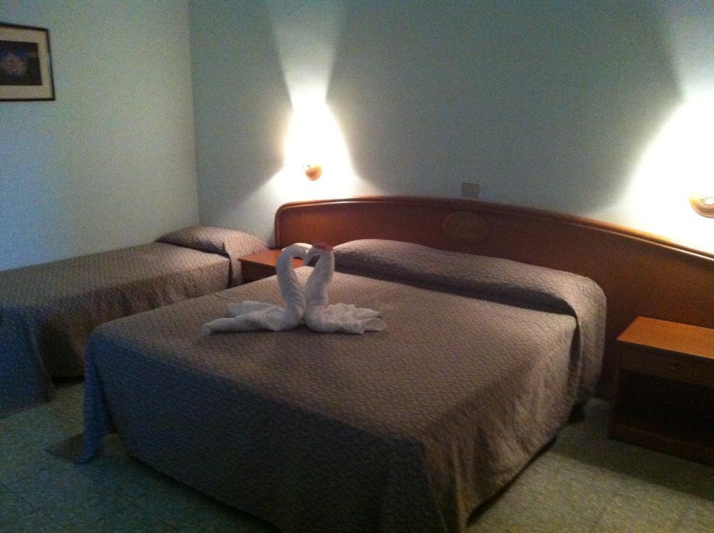 סאן דומינו Hotel Eden מראה חיצוני תמונה