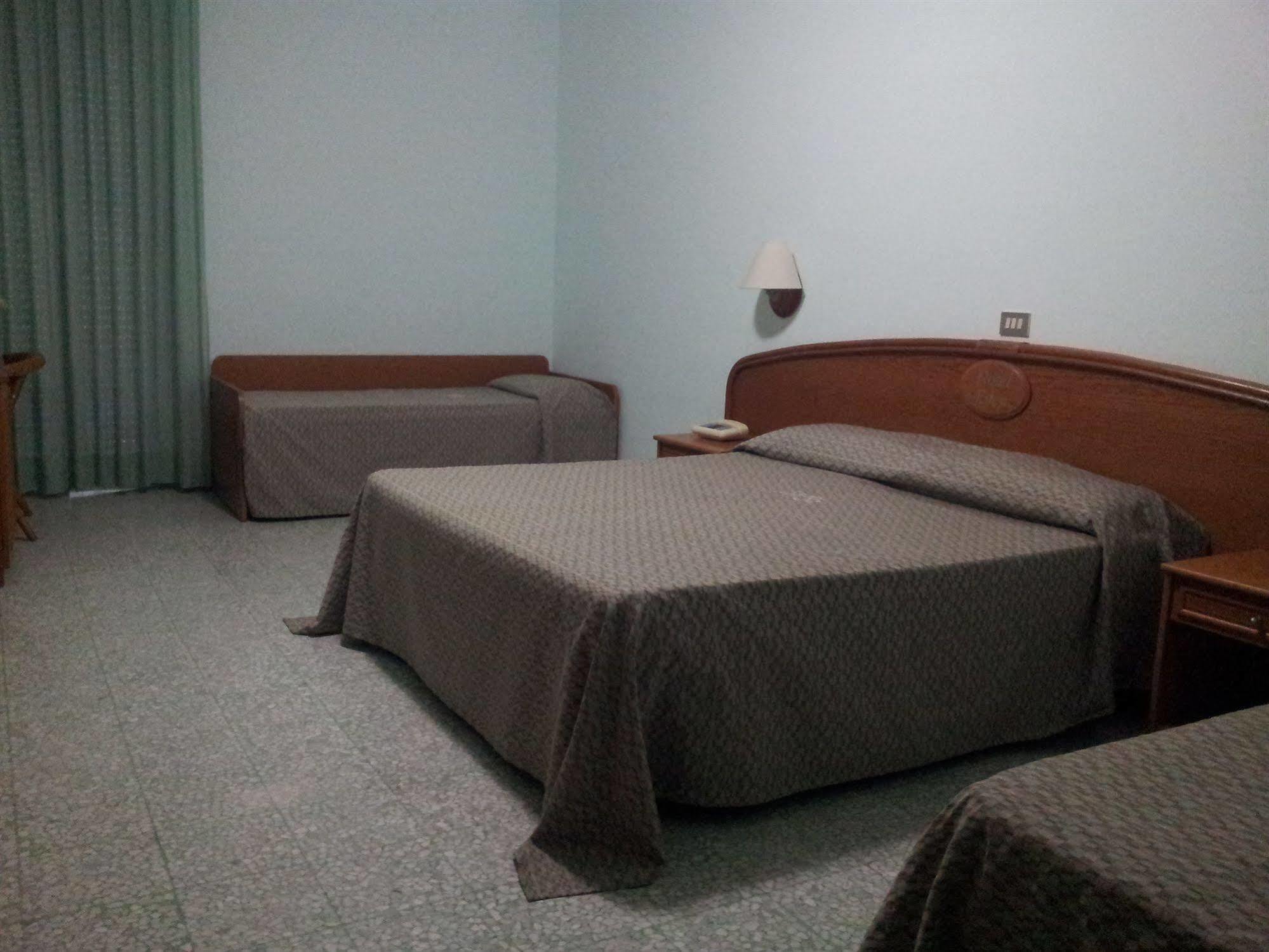 סאן דומינו Hotel Eden מראה חיצוני תמונה